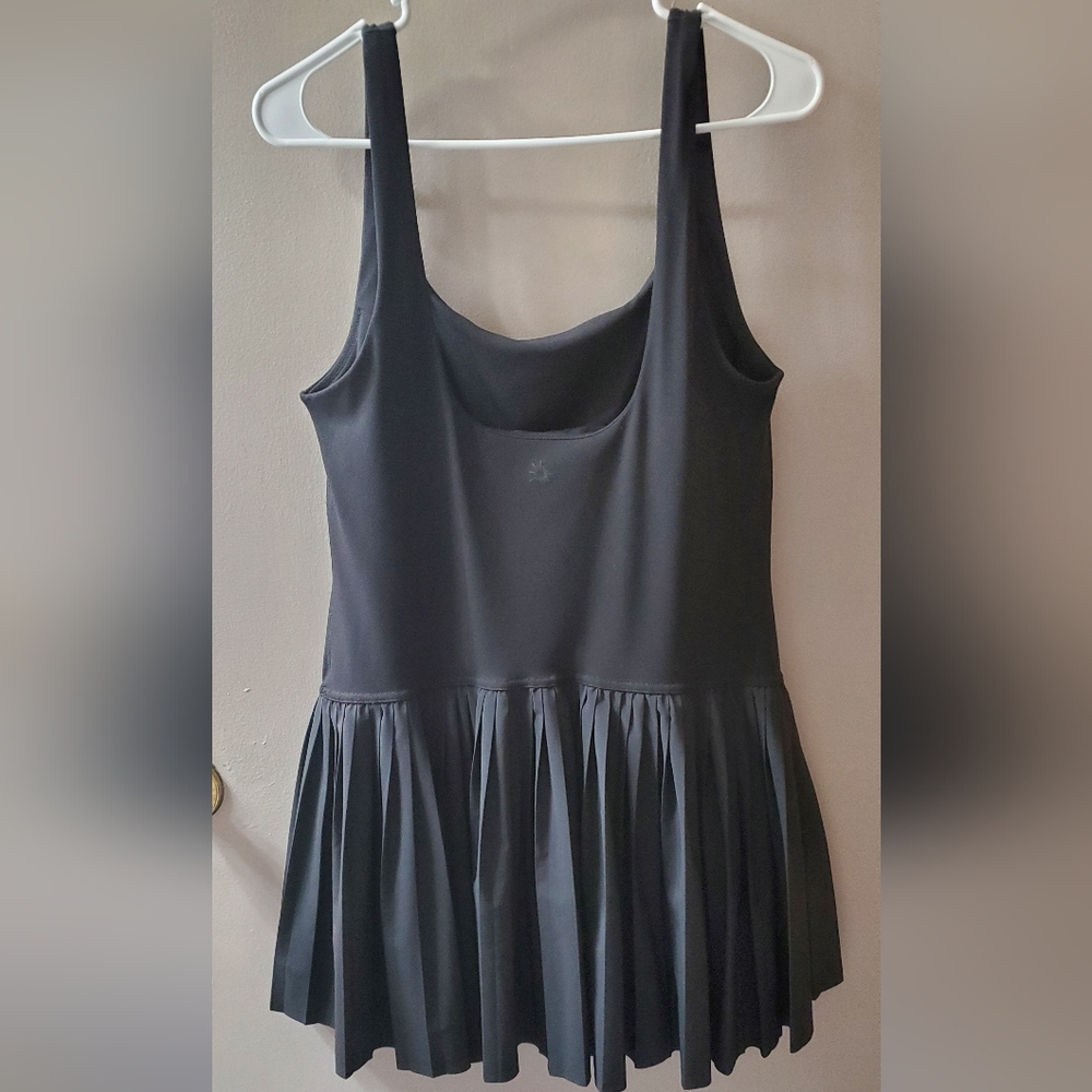 Aerie Black Mini Dress Pleated Bottom Half And Built In Shorts Underneath Sz XL - Picture 4 of 8